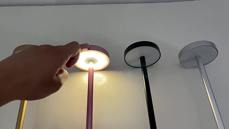 Luminária De Mesa Com Toque Recarregável LED Moderna Abajur Restaurante USB Para Leitura COD