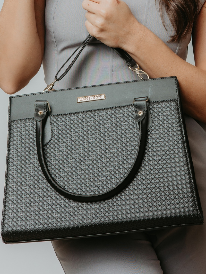 Bolsa Feminina Santorini Handbag com Alça transversal removível para ombro.