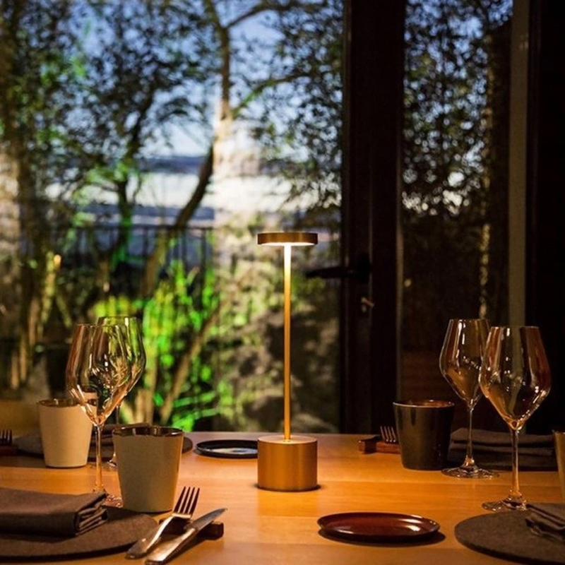 Luminária De Mesa Com Toque Recarregável LED Moderna Abajur Restaurante USB Para Leitura COD