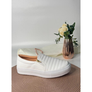 Tênis Feminino Slip On – Conforto e Praticidade para o seu Dia a Dia