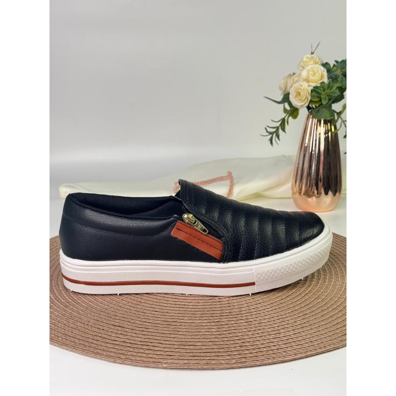 Tênis Feminino Slip On – Conforto e Praticidade para o seu Dia a Dia