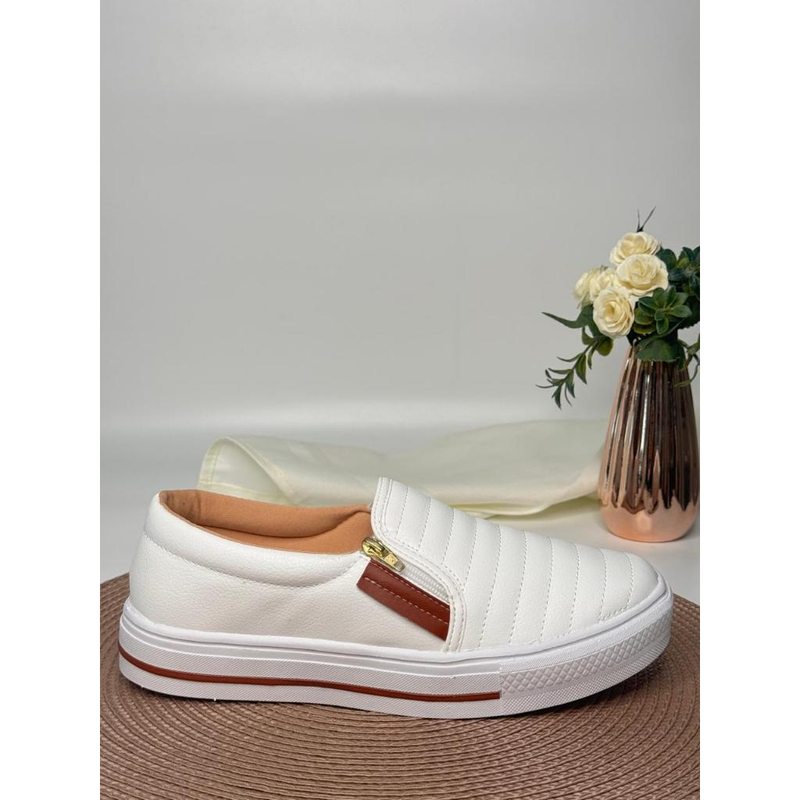 Tênis Feminino Slip On – Conforto e Praticidade para o seu Dia a Dia