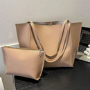 Bolsa Sacola Tote Grande Minimalista com Bolsa Necessaire Interna Preta com Alça para Ombro