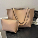 Kit Bolsa Sacola Tote Grande Minimalista com Bolsa Necessaire Interna Preta com Alça para Ombro